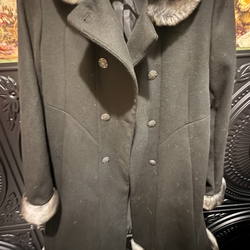 Vintage Rothschild Black Winter dress Pea Coat with Gray Fur Trim - Picture 7 of 11